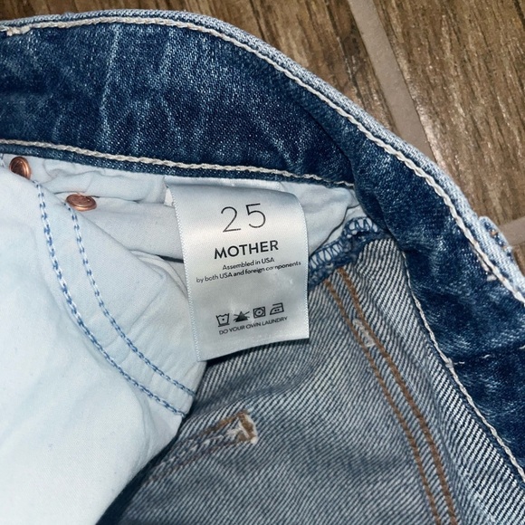 Mother Superior denim jeans- The Tomcat in playing with scissors - Picture 5 of 5